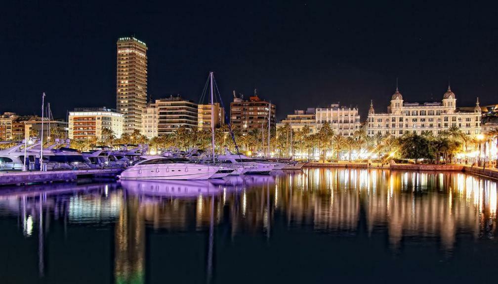 Preciosas Vistas Al Mar. Piscina. Playa San Juan Daire Alicante Dış mekan fotoğraf